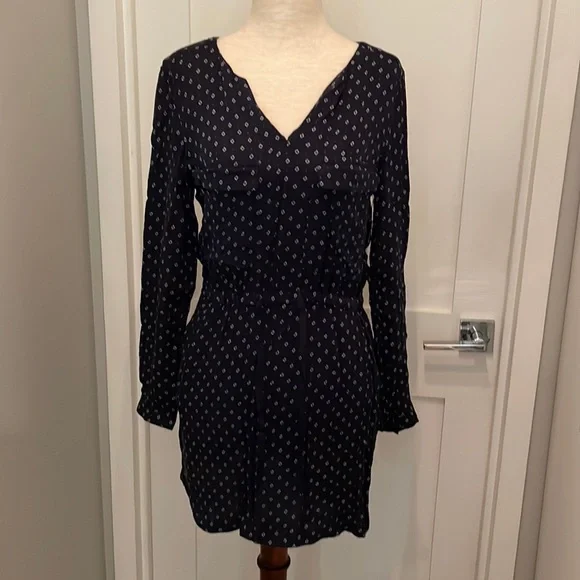 mango long sleeve mini dress Mango green mini long sleeve dress